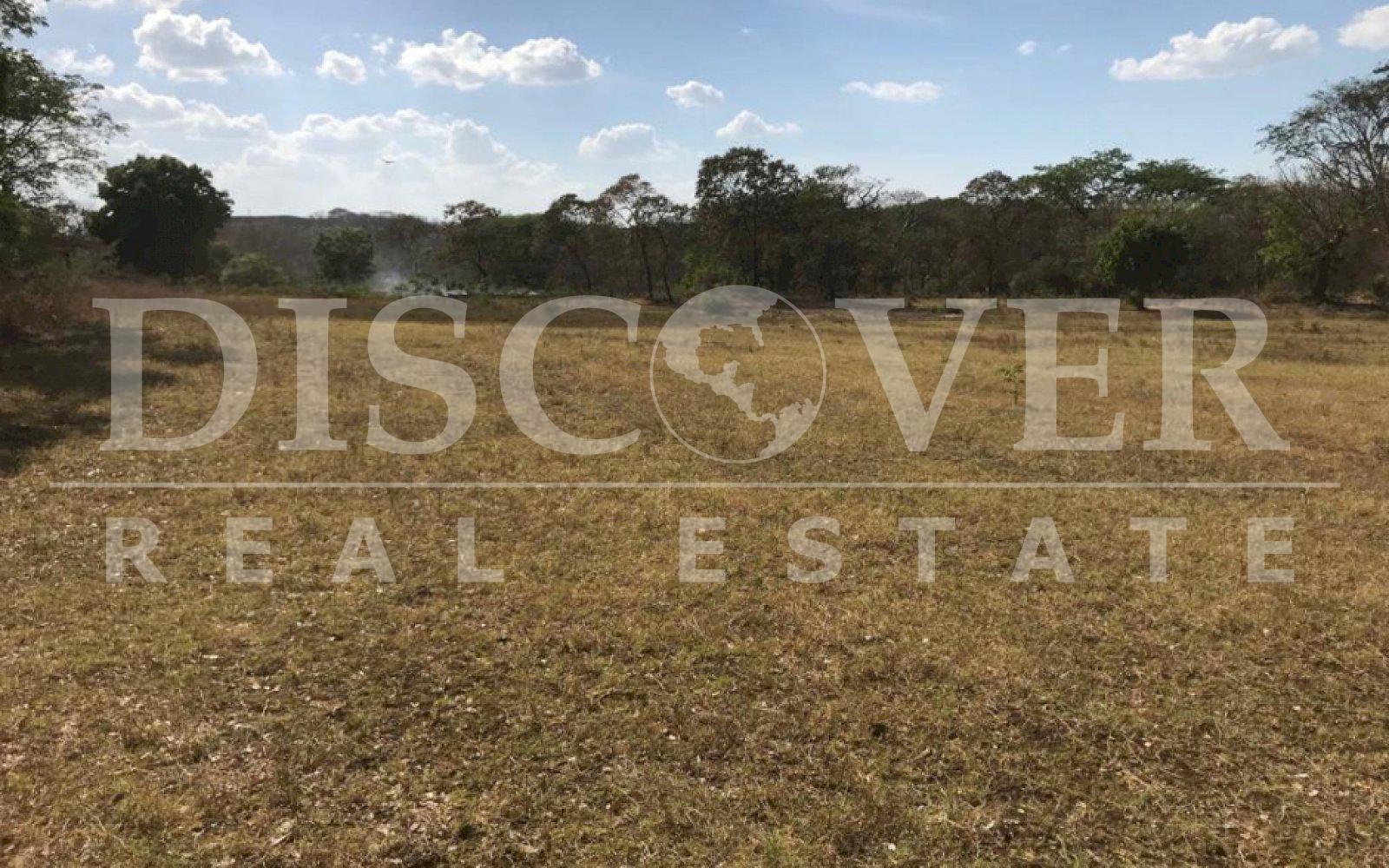  Property Suitable for Commercial Warehouses ID 8503