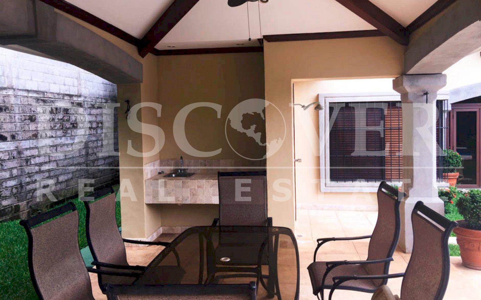 https://images.discovernica.com/propiedad/1600/venta_renta_casa_estancia_santo_domingo_3_habitaciones_con_sus_ba_os_piscina_area_de_servicio_ID_11146_9.jpg
