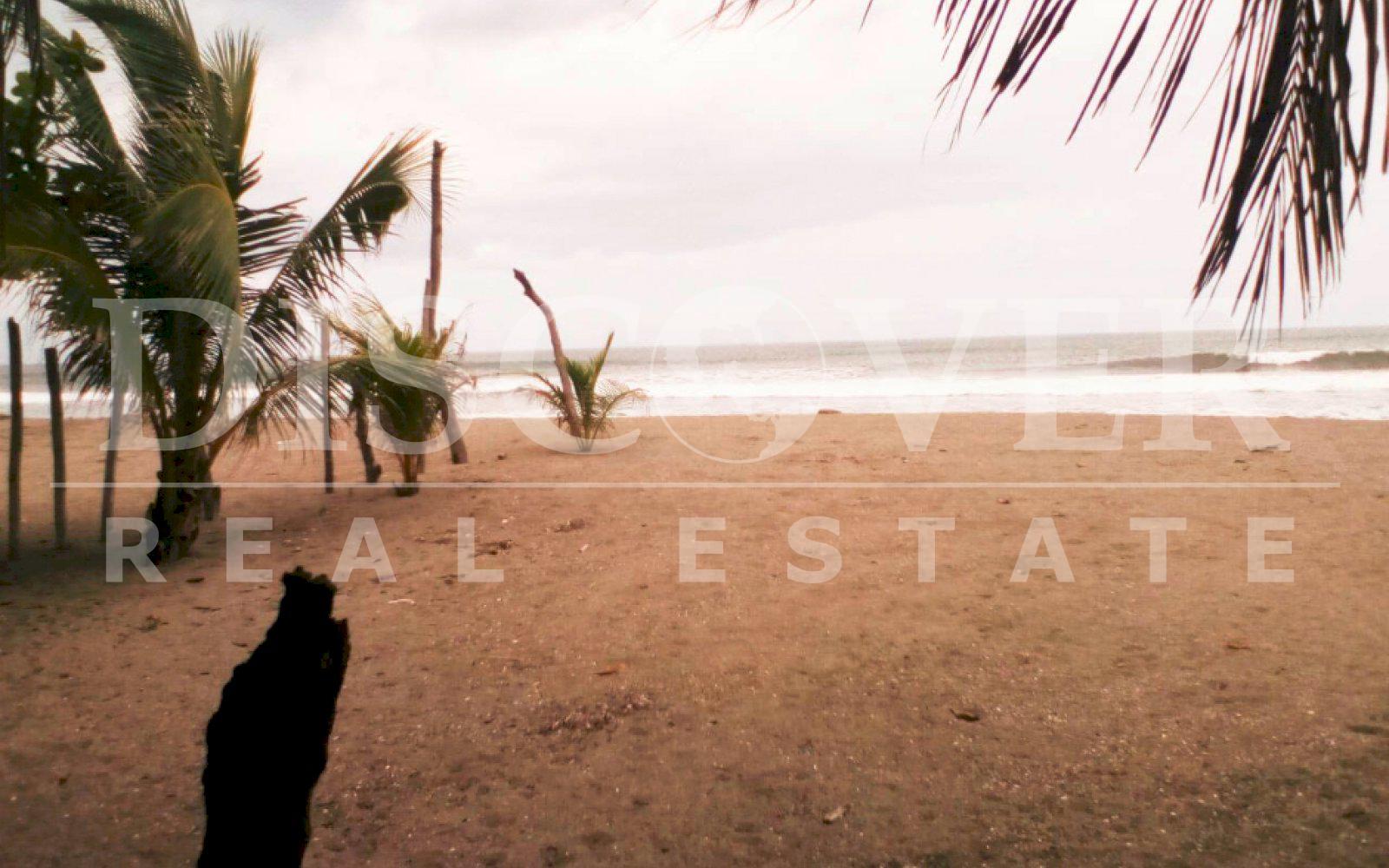 https://images.discovernica.com/propiedad/1600/venta_terreno_frente_playa_masachapa_1_425_mts2_id_11089_8.jpg