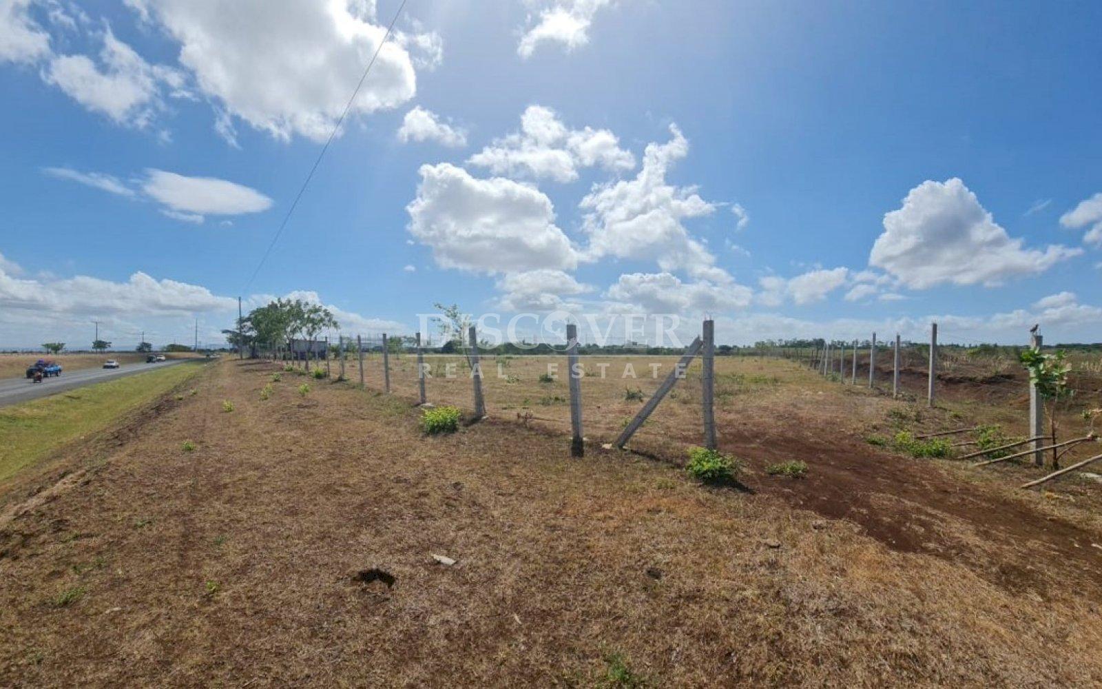  Land for sale at km 27.5 North Pan-American Highway.
