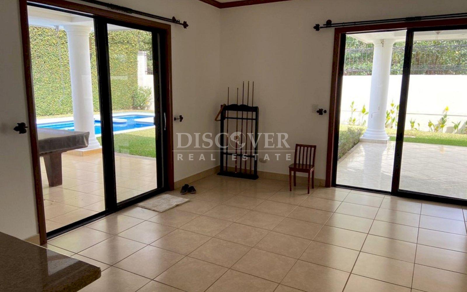 https://images.discovernica.com/propiedad/1600/wedgbthtymkk.jpg
