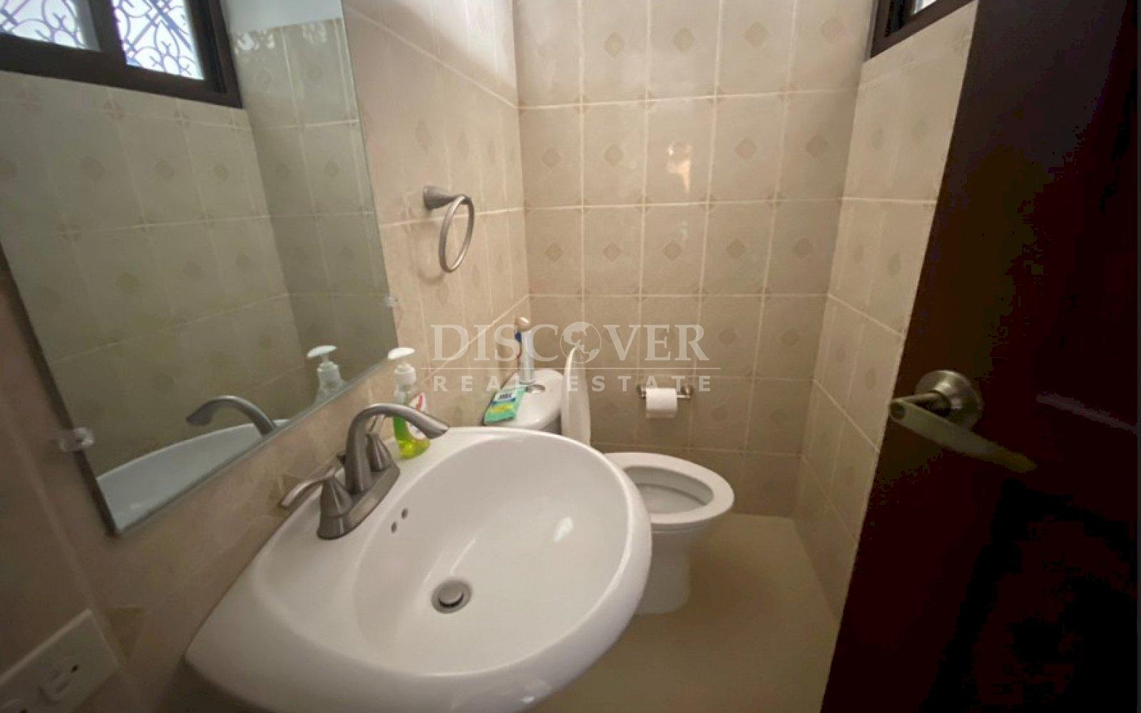  House for sale in Villa Fontana.