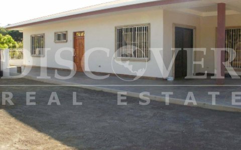 Beautiful House in Condominium for Rent in Villa Fontana ID 6089