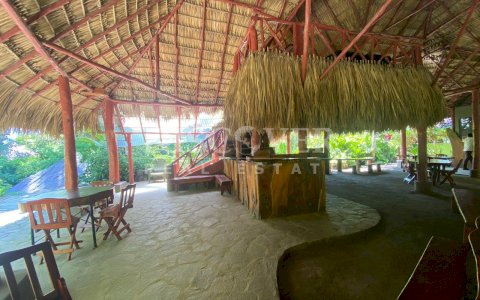 Islet for sale in the port of Asese