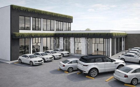  Retail space available for pre-lease in Villa Fontana