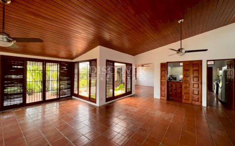  Spacious Home for Sale/Rent in Carretera Sur 