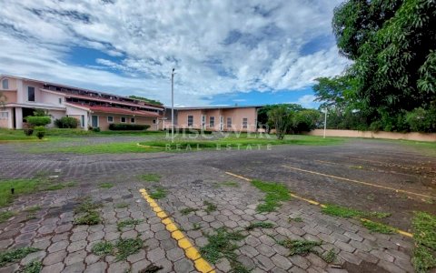  Office Building for Rent Carretera Norte