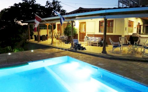  House with apartment for sale in Pochomil