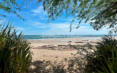 Cozy house with ocean views for sale in Huehuete 