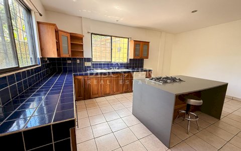 Spacious house for sale/rent in Santo Domingo