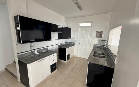  Two-Story House for Rent - Villa Fontana Sur