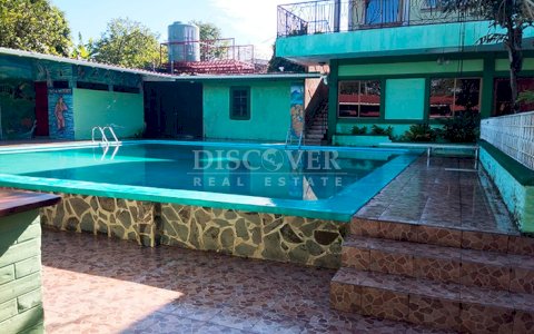  Commercial property with swimming pools for sale on the Masaya Highway