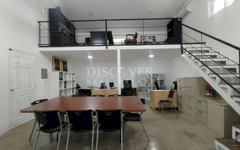 Office space for rent in San Isidro de la Cruz Verde