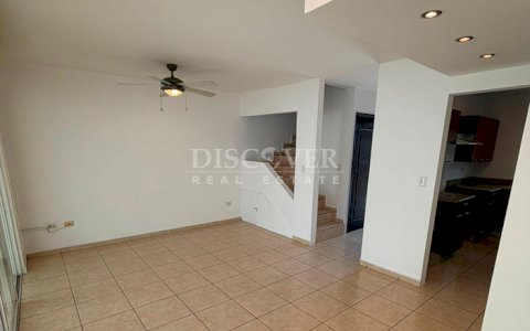  House for rent in a condominium in Las Colinas