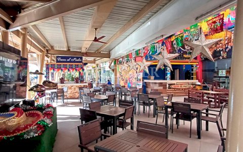 Commercial space for sale in Colonia Centroamérica - Prime commercial area 