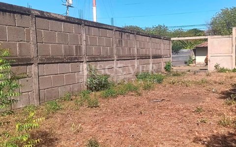 Land for rent on Carretera Nueva to León