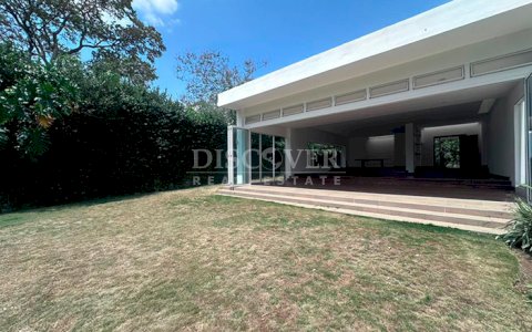  Spacious house for sale or rent in Santo Domingo