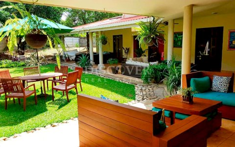  Spacious house for sale/for rent in Las Colinas