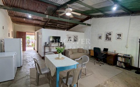 House for sale on the road to Granada
