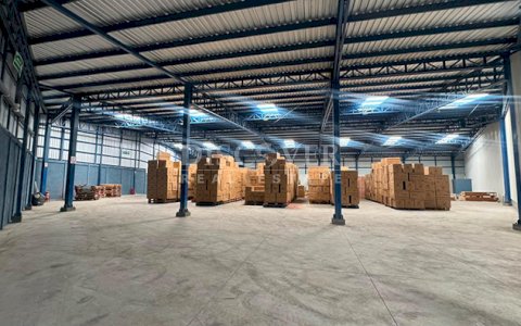 Warehouse for rent on Carretera Nueva in León 
