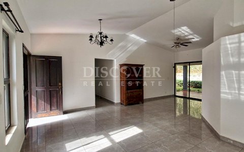  House for rent in a residential area in Las Colinas