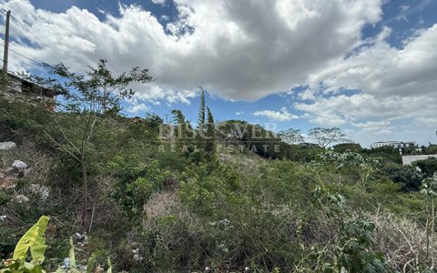 Land Along the Highway in Villa Fontana for Sale/Rent