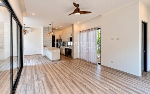  House for rent in a condominium in Villa Fontana