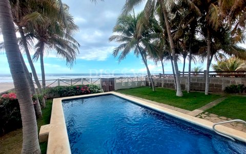  Beach House for Sale in Pochomil - Oceanfront