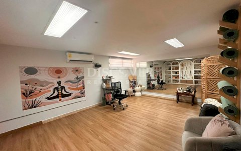 Commercial space for rent in Villa Fontana 