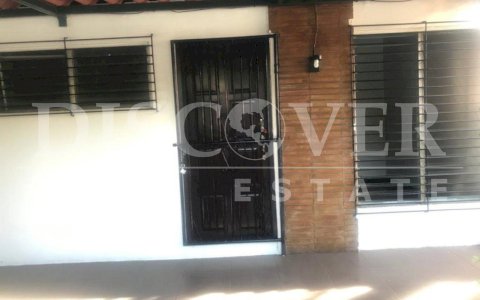  House for Sale in Residencial Las Brisas.