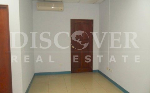 Office units for rent in Los Robles