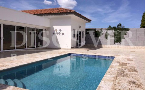 New and luxurious House for Sale or Rent in Santo Domingo ID 10043