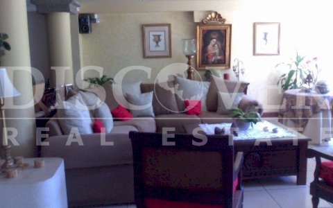  House for rent in Villa Fontana.