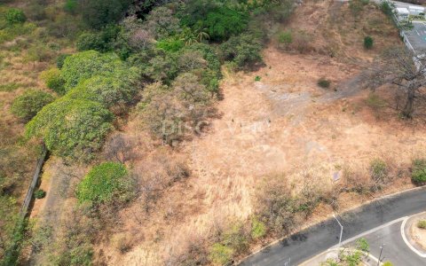  Land for sale in Camino de Oriente