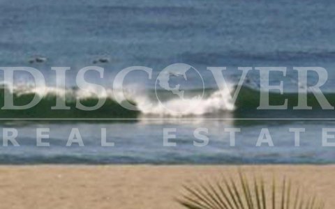 Lots for sale in Poneloya.