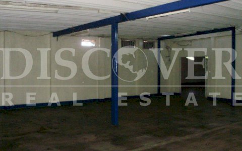  Winery for rent in the breezes.