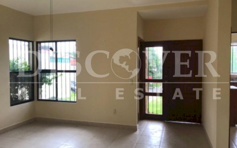 House for rent in Las Colinas, Villas Gaudi condominium.