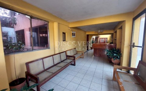  Property for sale in Monseñor Lezcano.