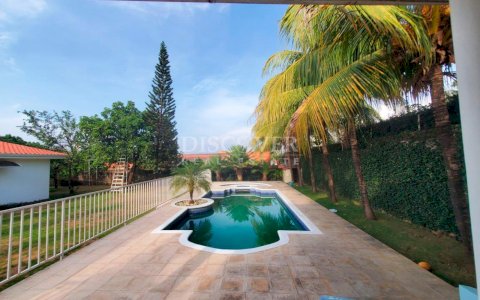  House for sale and rent in residential area - Las Colinas