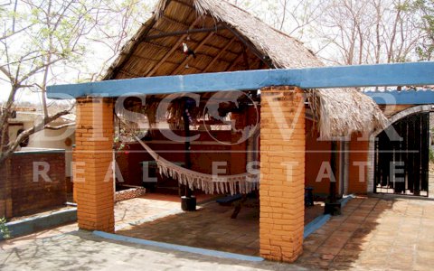  Beautiful House in Front of the Sea for Sale in El Velero