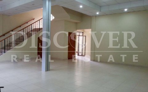  Spectacular Commercial building located in central zone.