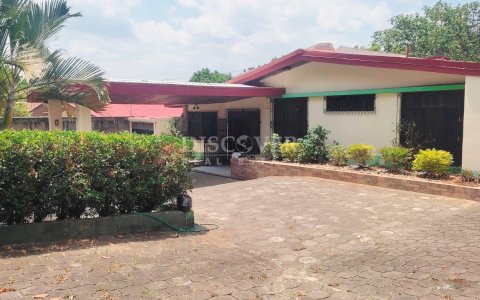  House for sale and rent on Carretera Sur