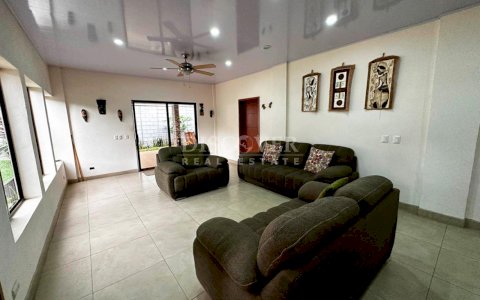  Cozy house for sale located in Carretera Sur.