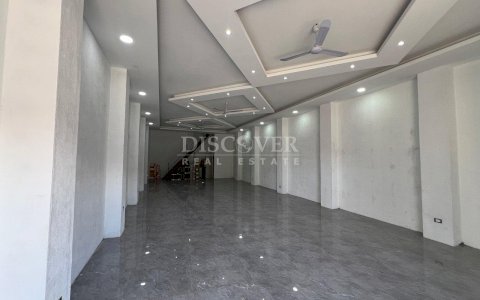  Commercial module for rent in Mercado Oriental