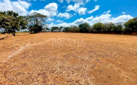  Land for sale in Pista Suburbana - Zona de alta plusvalia 