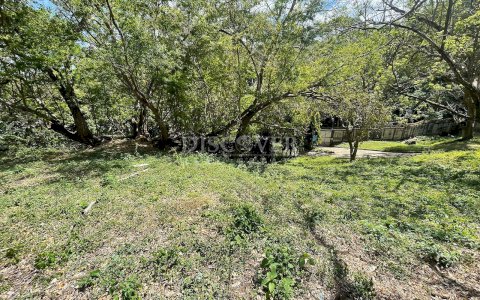  Lot for Sale in Villa Fontana 