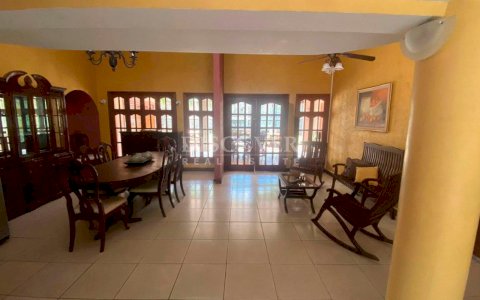  House for Rent for Residential Use - Villa Fontana
