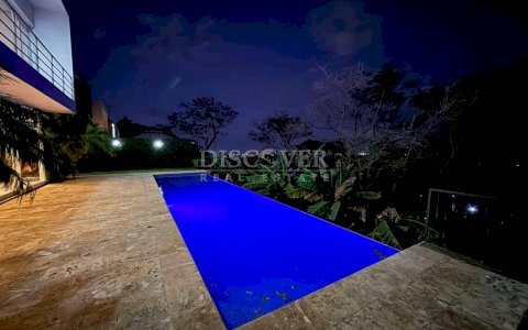  House for Rent in Villa Fontana - Minimalist Style