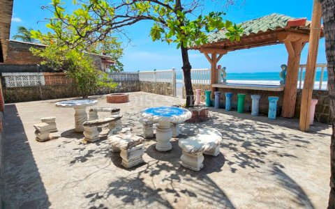  Miramar beach front house for sale