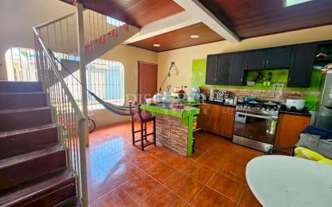  House for sale in Carretera Nueva a León